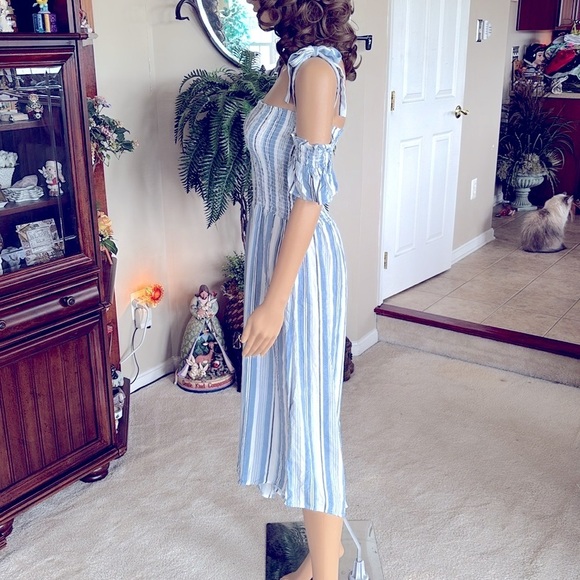 Ocean Drive Jumpsuit 100% Rayon Blue & White Striped Bow Ties Open Shoulder - Picture 7 of 15